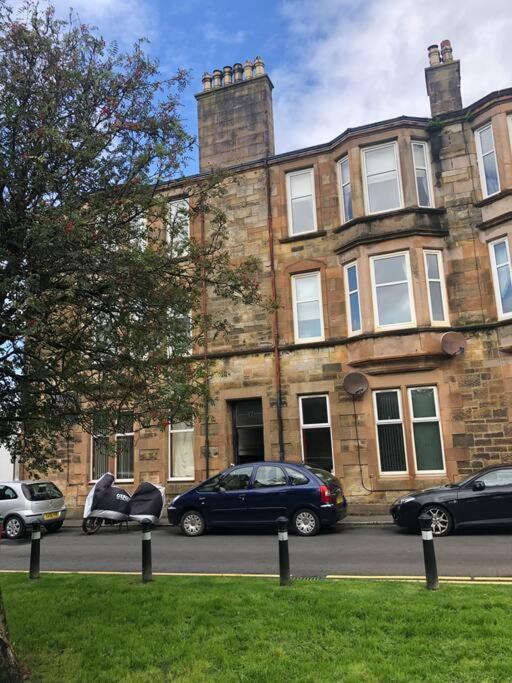 Beautiful Traditional Flat In The Center Of Largs. Esterno foto